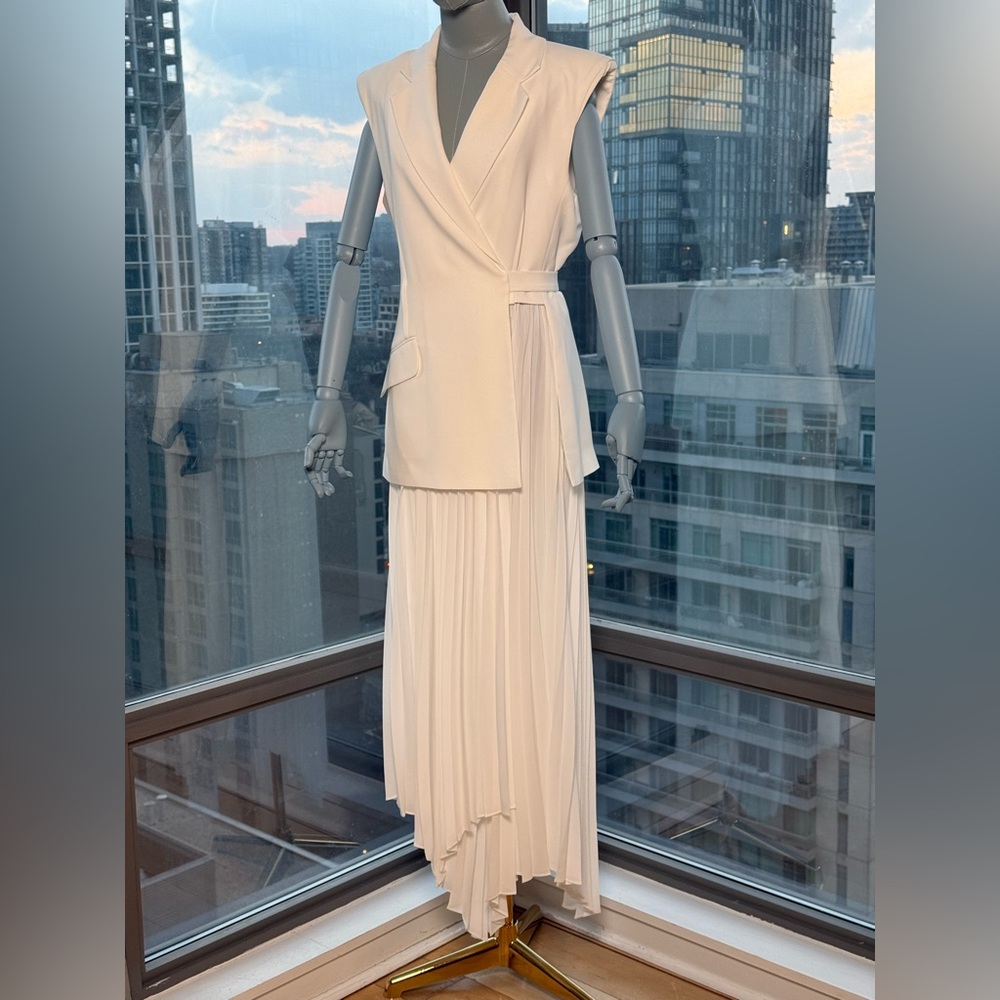 🆕 SIMKHAI 🧿 NWOT Helena Combo Blazer Dress, Pleated Skirt, White - Sz US 10 - Picture 12 of 17